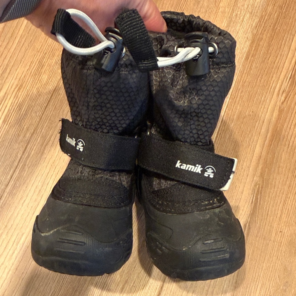 Kamik Black Kids Snow Boots with Adjustable Straps